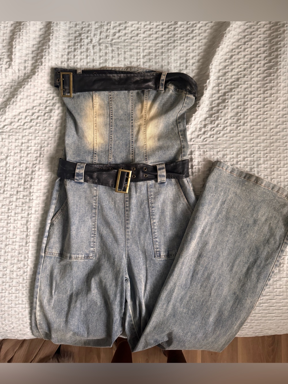 Light Wash Blue Women's Jeans with Black Belt Detail